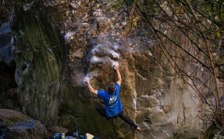 Madeira: Half-Day Bouldering Adventure with Snacks - Equipment Provided for a Safe Climbing Experience