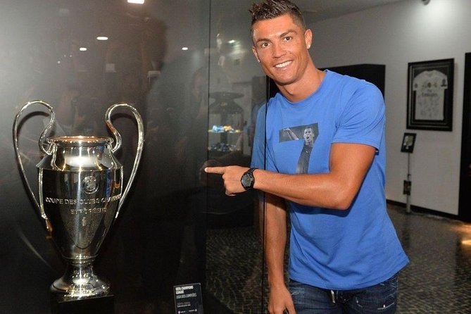 Madeira: Private Cristiano Ronaldo Tour with CR7 Museum - Visiting Ronaldo’s Childhood Home and Playing Field