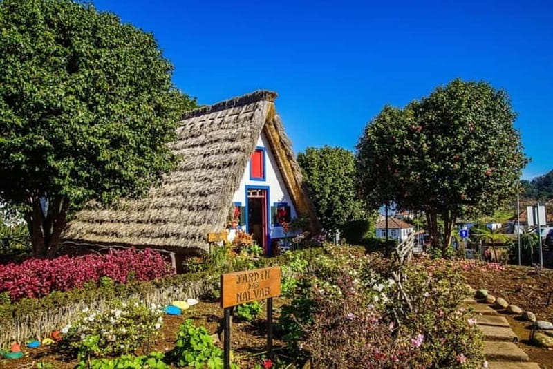 Madeira: Sightseeing Tour - Starting the Day at the Cristo Rei Viewpoint with Coastal Views