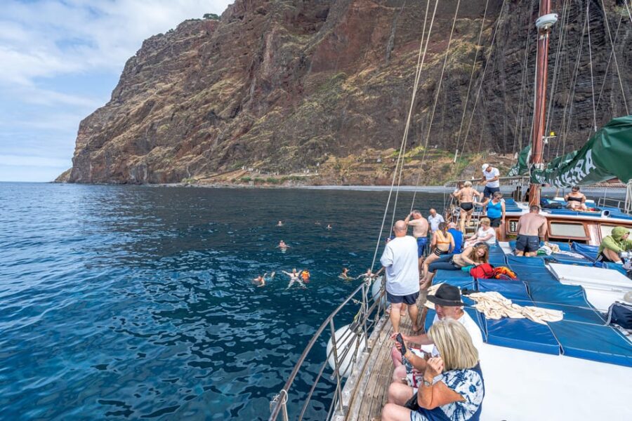 Madeira : Whales and Dolphins wooden boat excursion - The Wooden Boat Experience in Madeira’s Waters
