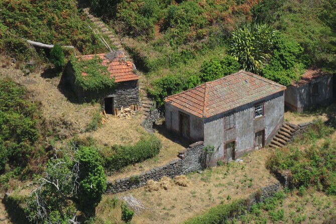 Madeira's Majestic South Coastal Wonders - Exploring Ponta do Sol and Canhas