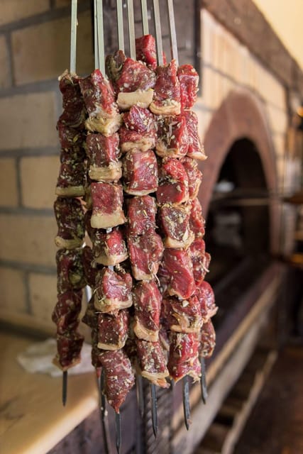 Madeira:TypicalShowFolklore Evening.included.Dinner transpt - Starting in Funchal: Hotel Pickup at 19:00