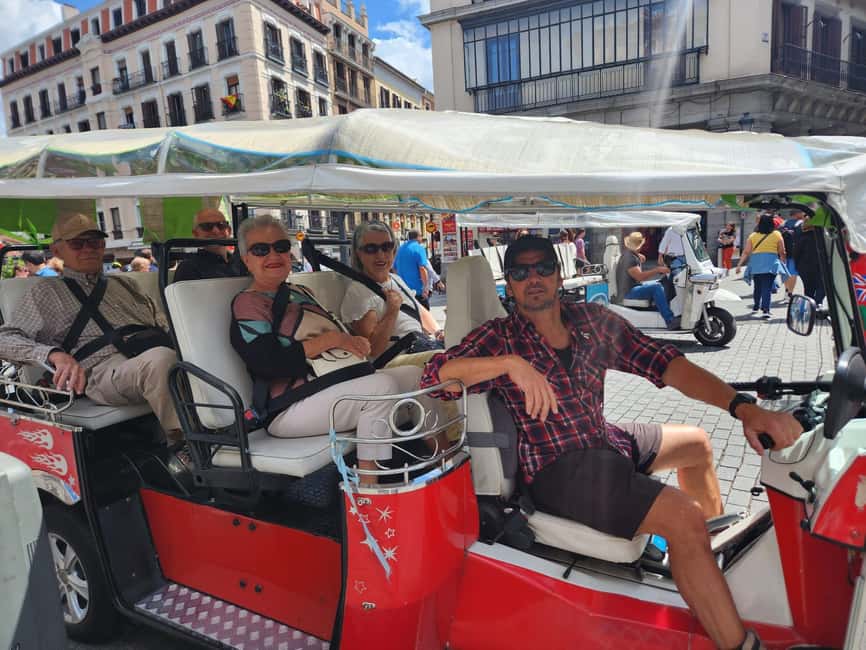 Madrid: 1-hour private Tuk Tuk tour - Exploring La Latina and Its Hidden Charms