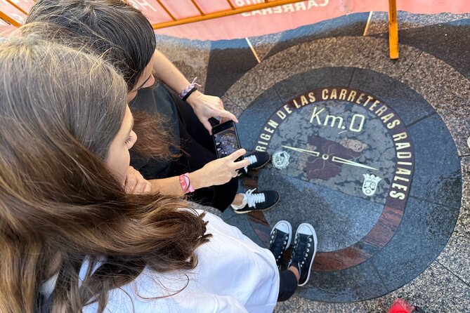 Madrid City Highlights Private Tour for kids and families - Discover Madrid’s 9th-Century Muslim Walls and Founding