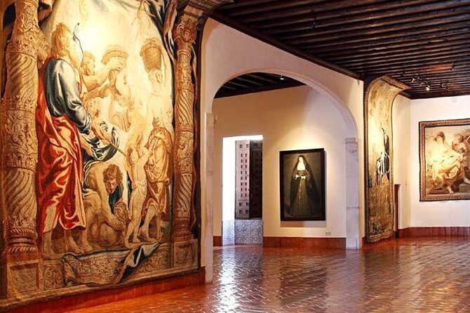 Madrid Guided Tour of the Descalzas Reales Monastery - Meeting at the Plaza de las Descalzas