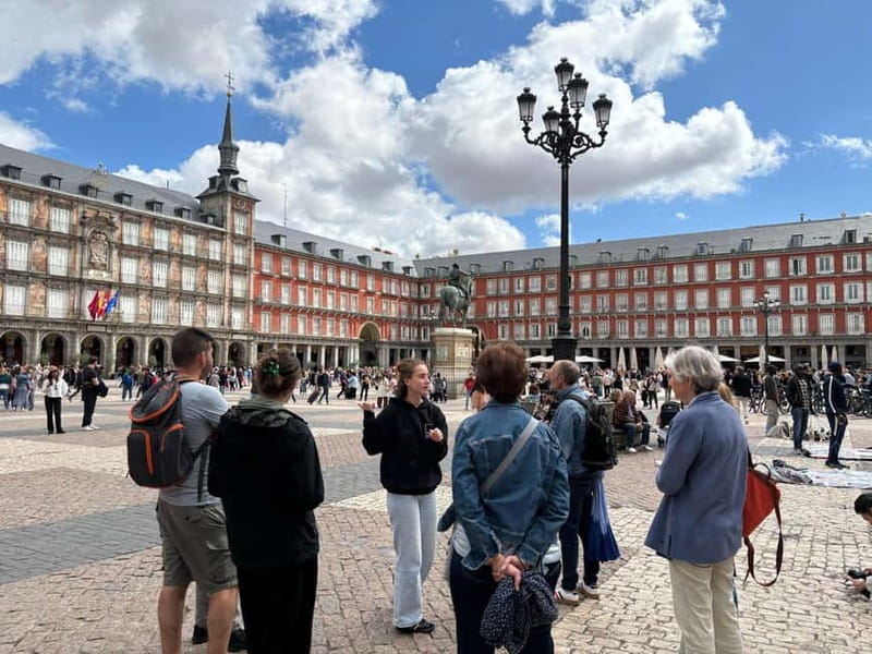 Madrid: Guided Walking Tour with Churros and Hot Chocolate - Starting at All Ways Madrid: Your Tour Begins in the City’s Heart