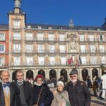 Madrid: Must-See Attractions Walking Tour - Starting at Plaza de Isabel II and Exploring Madrid’s Royal Heritage