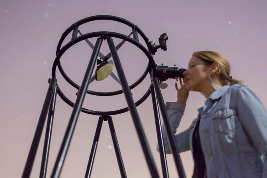 Madrid: Night sky observation with an expert astronomer - Starting Point and Meeting Arrangements in Madrid