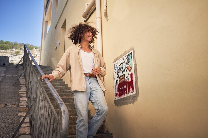 Madrid Photo Tour with Pro Photographer Lifestyle and Portrait - Timeless Memories at Plaza Mayor