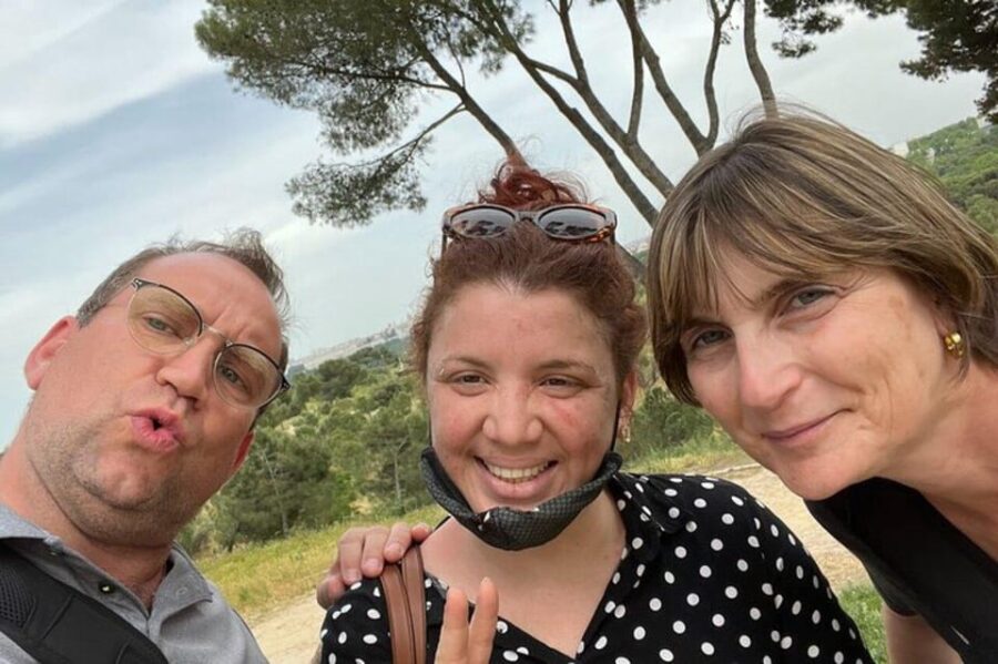 Madrid : Private Street Art Tour - Starting Point: Meeting at P.º de las Acacias, 1