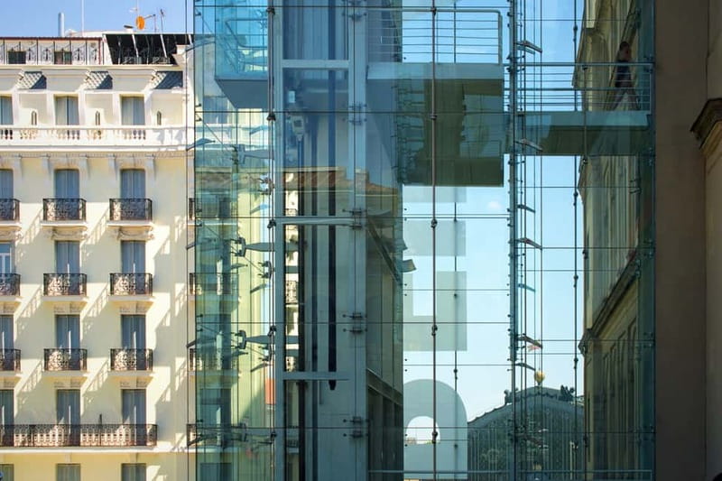 Madrid: Reina Sofia Museum private tour with local guide - The Reina Sofia Museum’s Location in Madrid’s Art Triangle