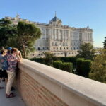 Madrid: Royal Palace Small Group Guided Tour & Wine Tasting - Visiting the Royal Palace of Madrid with Expert Guidance