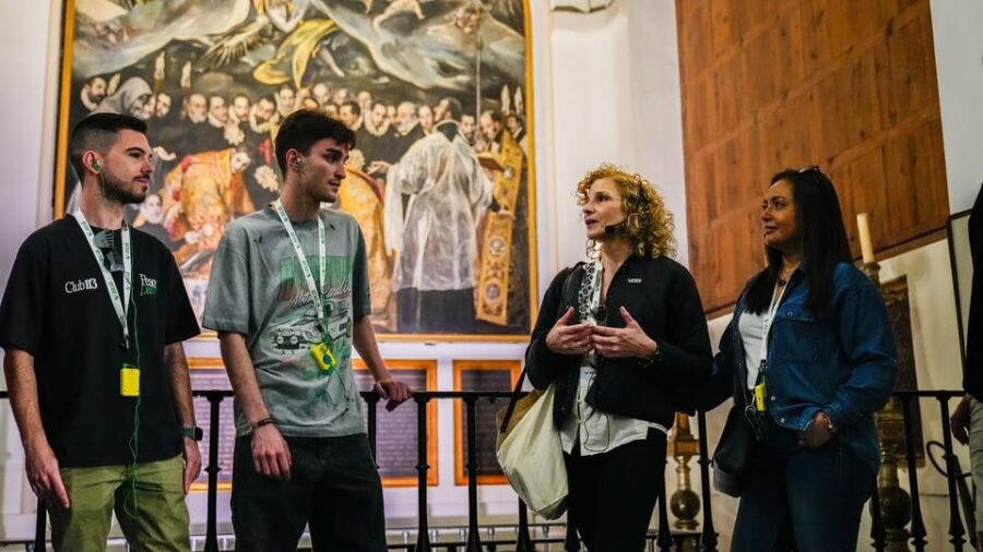 Madrid: Toledo Day Trip with Winery Visit and Wine Tasting - Inside the Santa María la Blanca Synagogue