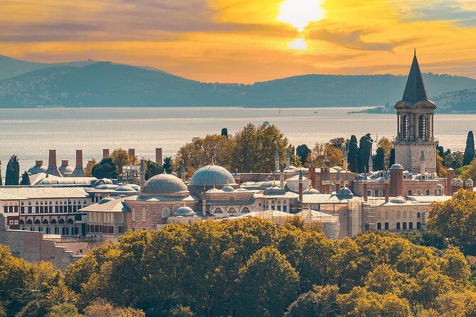 Majestic Istanbul: Walking Tour & Sunset Cruise on the Bosphorus - Exploring the Hippodrome and Its Monuments in Sultanahmet