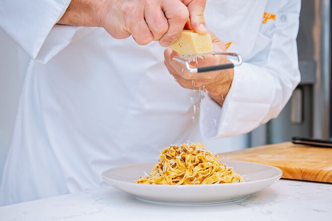 Make Two Pastas & Dessert Near Florences Duomo (3-Course Meal) - Mastering Fresh Pasta: Stuffed Ravioli with Seasonal Filling