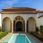 Malaga: Alcazaba and Roman Theatre Private Tour With Tickets - Starting Point at the Pirámide de Cristal