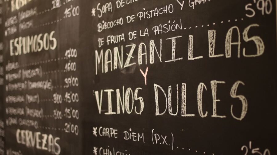 Málaga: Wine & Tapas Tour - Starting Point in Málaga: Calle Marqués de Larios 18