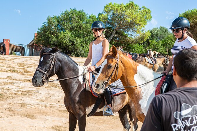 Mallorca Evening Tour: Horseback Riding, Dinner and Dance - From the Rancho Grande Ranch to the Scenic North Coast