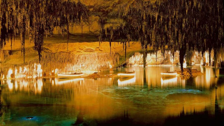 Mallorca: Half-day of Natural Wonders at the Drach Caves - Exploring the Martel Lake and the Classical Music Concert