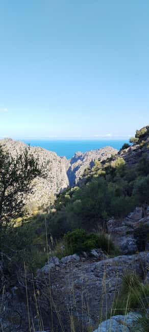 Mallorca: Hiking in the heart of the Tramuntana, Torrente de Pareis - Starting Point in Escorca for a Scenic Mountain Drive
