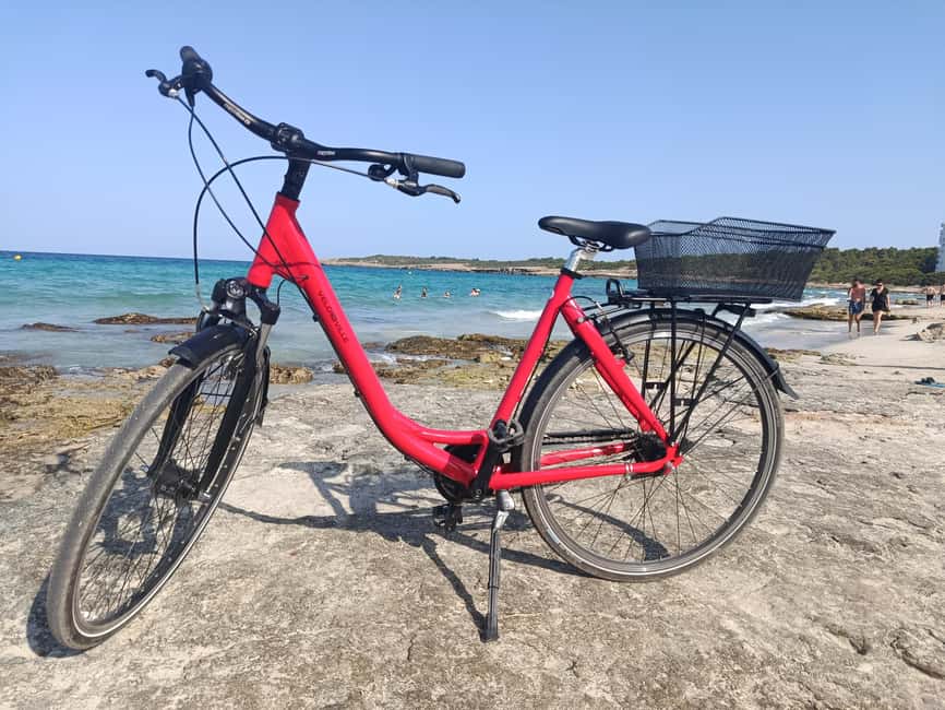 Mallorca: Touring or electric bike rental in Cala Millor - Convenient Pickup at the Monkey Bike Shop in Cala Millor