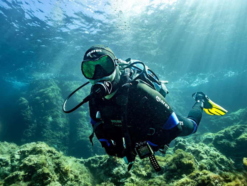 Mallorca: Winter diving adventure (for certified divers) - Small Group Diving for Personalized Support