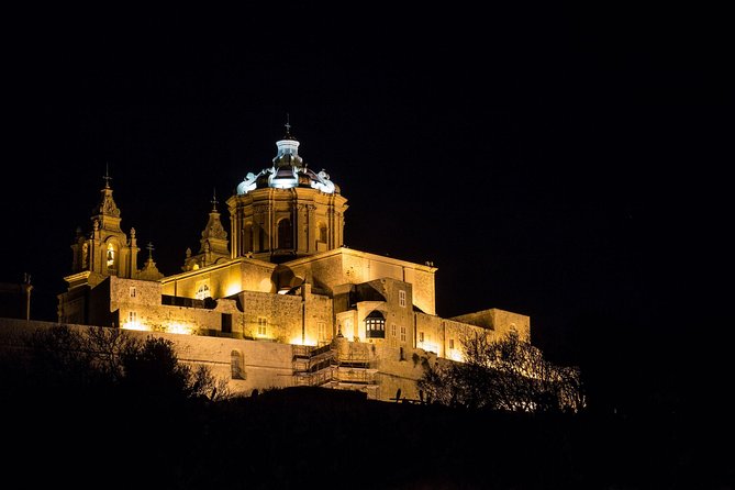 Malta under the stars guided tour of Valletta Waterfront, Rabat & Mdina - Mdina at Night: A Silent City Transformed