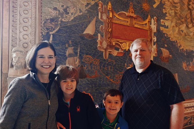 Mamma Mia! Skip-the-Line Vatican & Sistine Chapel Tour w Kid-Friendly Activities - Starting Point at Caffè Vaticano in Rome