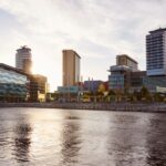 Manchester: Express Walk with a Local in 60 minutes - Starting at the Albert Memorial in Manchester