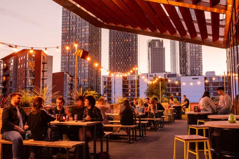 Manchester: Junkyard Golf Club Tickets for 9 or 18 Holes - Exploring the Unique Golf Courses at Junkyard Golf Manchester