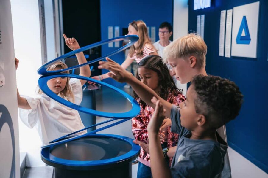 Manchester: Museum of Illusions Early Bird Entry - The Experience During Quieter Morning Hours