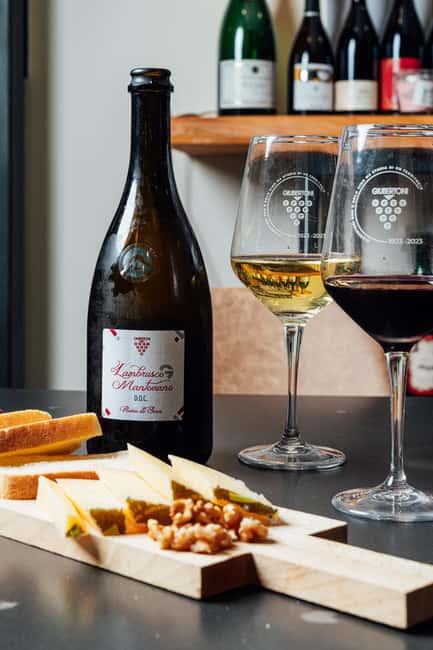 MANTOVA CON GUSTO: WINE AND LOCAL FLAVORS - Visit to Cantine Giubertoni: A Family-Run Winery in Bagnolo San Vito