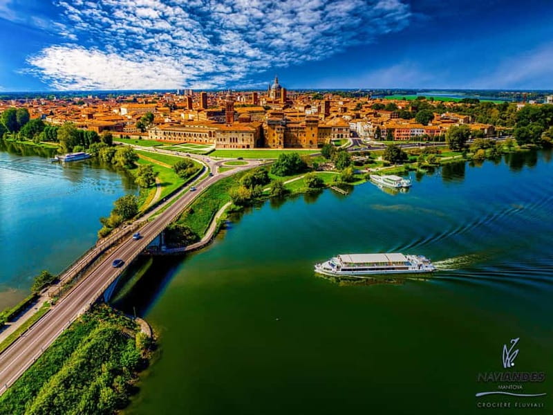 Mantua: Panoramic city navigation + protected oasis + guide on board - Departing from Mantua’s Historic Center at Pier B1 Navi Andes