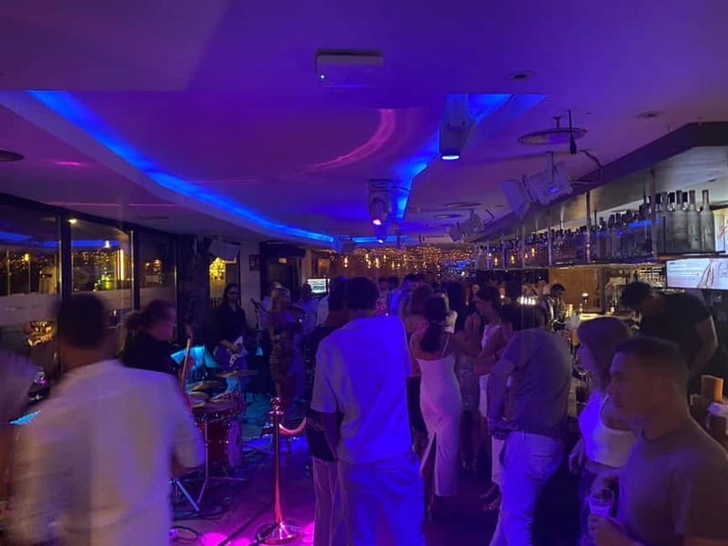 Marbella: Club tour in Puerto Banus, including Drinks and three clubs - Discovering Puerto Banús’ Glamorous Nightlife Scene