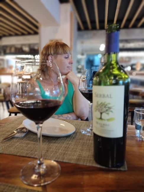 Marbella: Guided Market Tour with Tapas and Wine Pairings - Starting Point at Plaza de los Naranjos