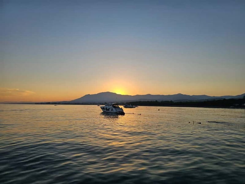 Marbella: shared cruise 2-4 hours on luxury yacht Targa 37 or Targa 48 - Departure Points and Flexible Scheduling