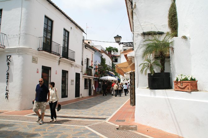 Marbella y Mijas Full Day Tour from Malaga - Exploring Marbella’s Iconic Golden Mile