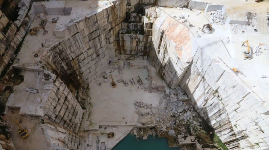 Marble Tour in Vila Viçosa - Starting at Vila Viçosa’s Marble Headquarters