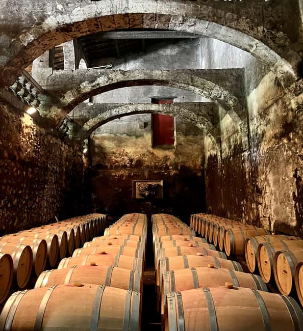 Margaux & Médoc private FULL day tour with a classic car - Visiting the Médoc Vineyards for a Closer Look at Bordeaux Wines