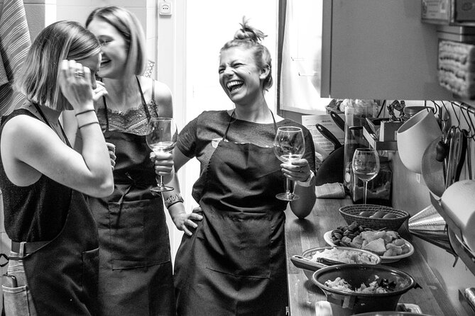 Market Tour, Cooking Class And Lunch At Mercado de Arroios - A Closer Look at the Market Visit at Arroios Market