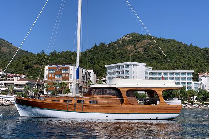 Marmaris and Icmeler Private Full-Day Boat Trip with Lunch - Exploring Marmaris Bay and Its Key Stops