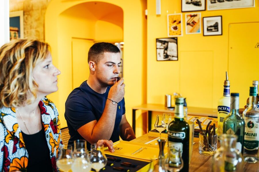 Marseille : Discover the secrets of pastis - The 4D Mehari City Tour through Marseille