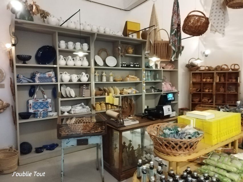 Marseille seen from the inside, Local Experiences - From the Old Town to the Château dIf