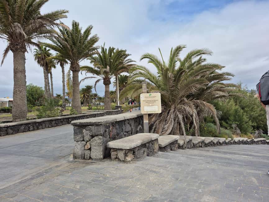 Maspalomas: Sunset Walking Tour with Lighthouse Views - Visiting the Maspalomas Lighthouse at Sunset
