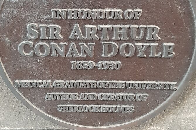 Medical and Surgical History of Edinburgh - Private Walking Tour - Key Points