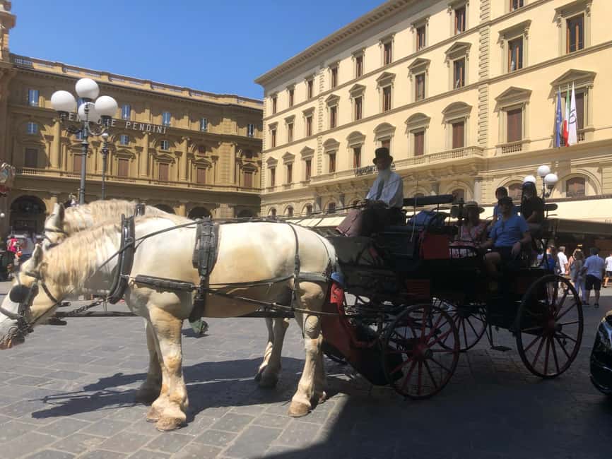 Medieval Carriage Ride: Check out Florence like a traveler from the past - The Historic Starting Point in Piazza della Repubblica