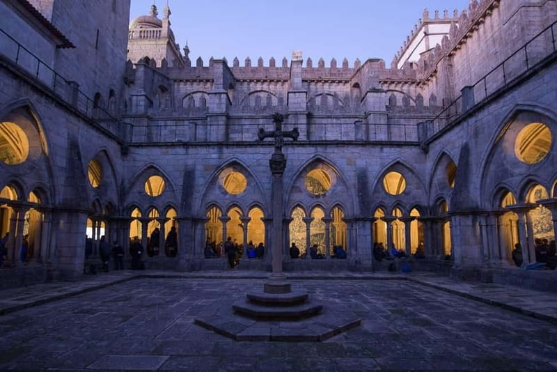 Medieval Porto - Starting the Tour Near the Riverside and Traditional Streets