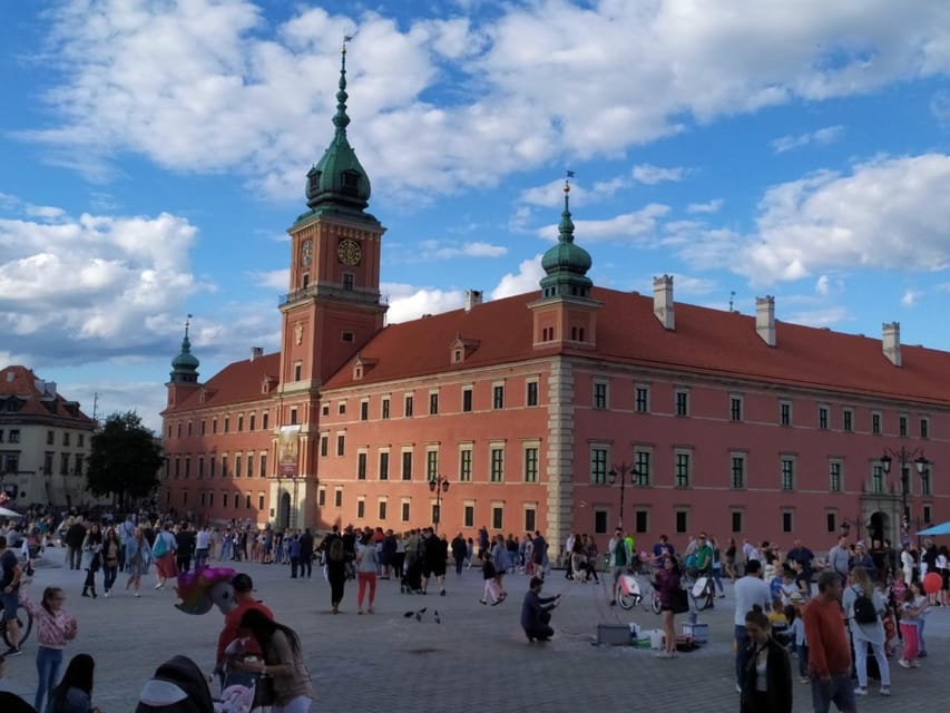 Medieval Warsaw Walking Tour with Smartphone App - How the Mobile App Guides You Through Warsaws Streets