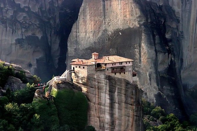 Meteora Full Day Private Tour 4seat - From Athens to the UNESCO-Listed Meteora Monasteries
