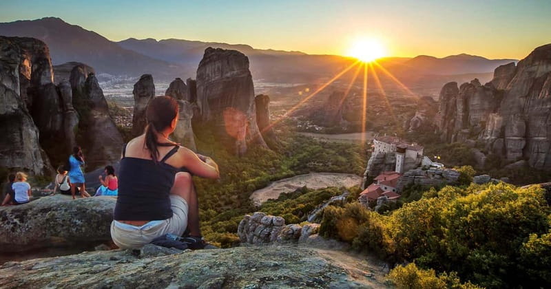 Meteora: Majestic Sunset Tour & Monasteries with Local Guide - Exploring the Monasteries with Expert Guidance